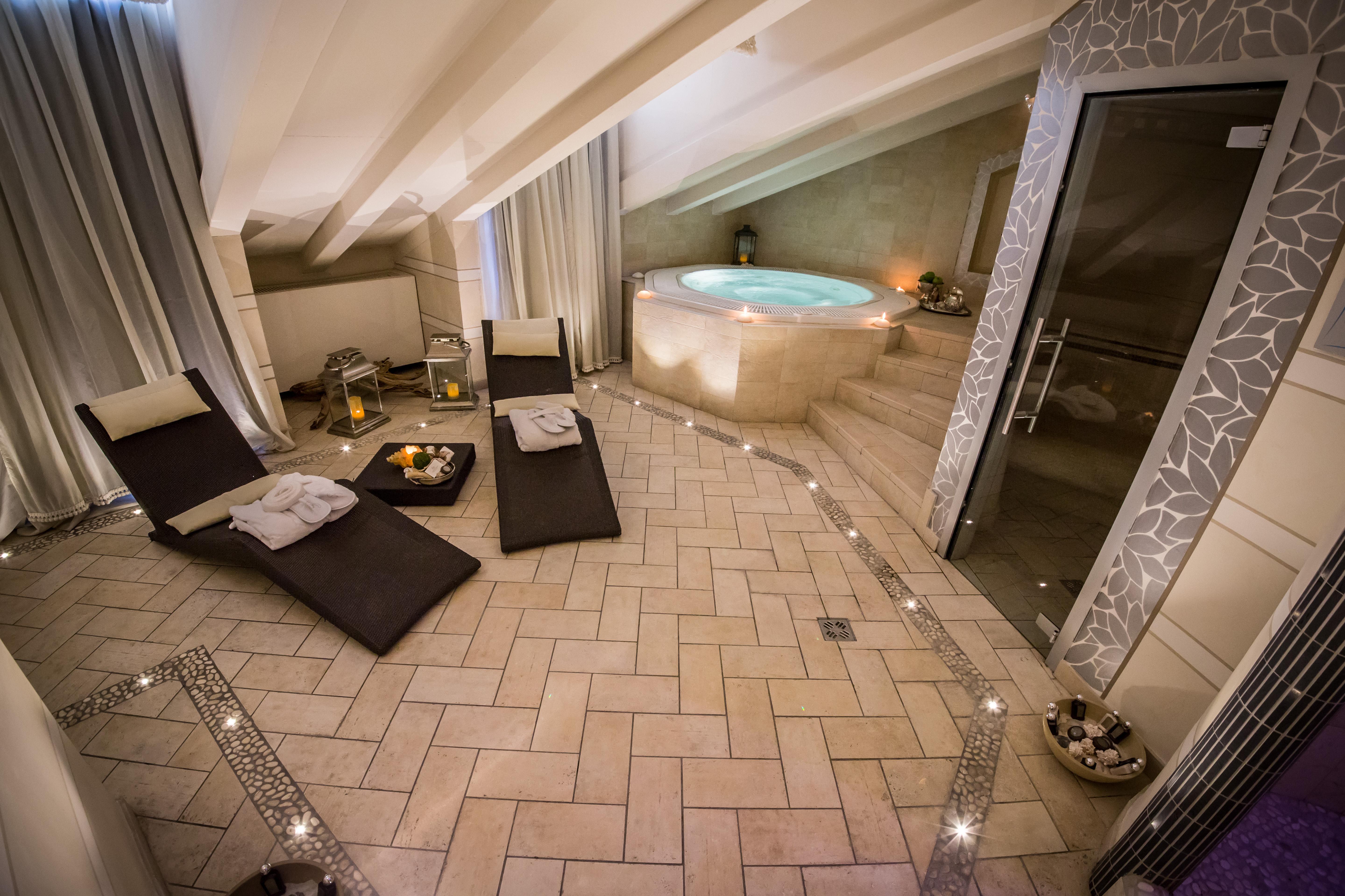 Victoria Hotel Letterario Trieste Luaran gambar