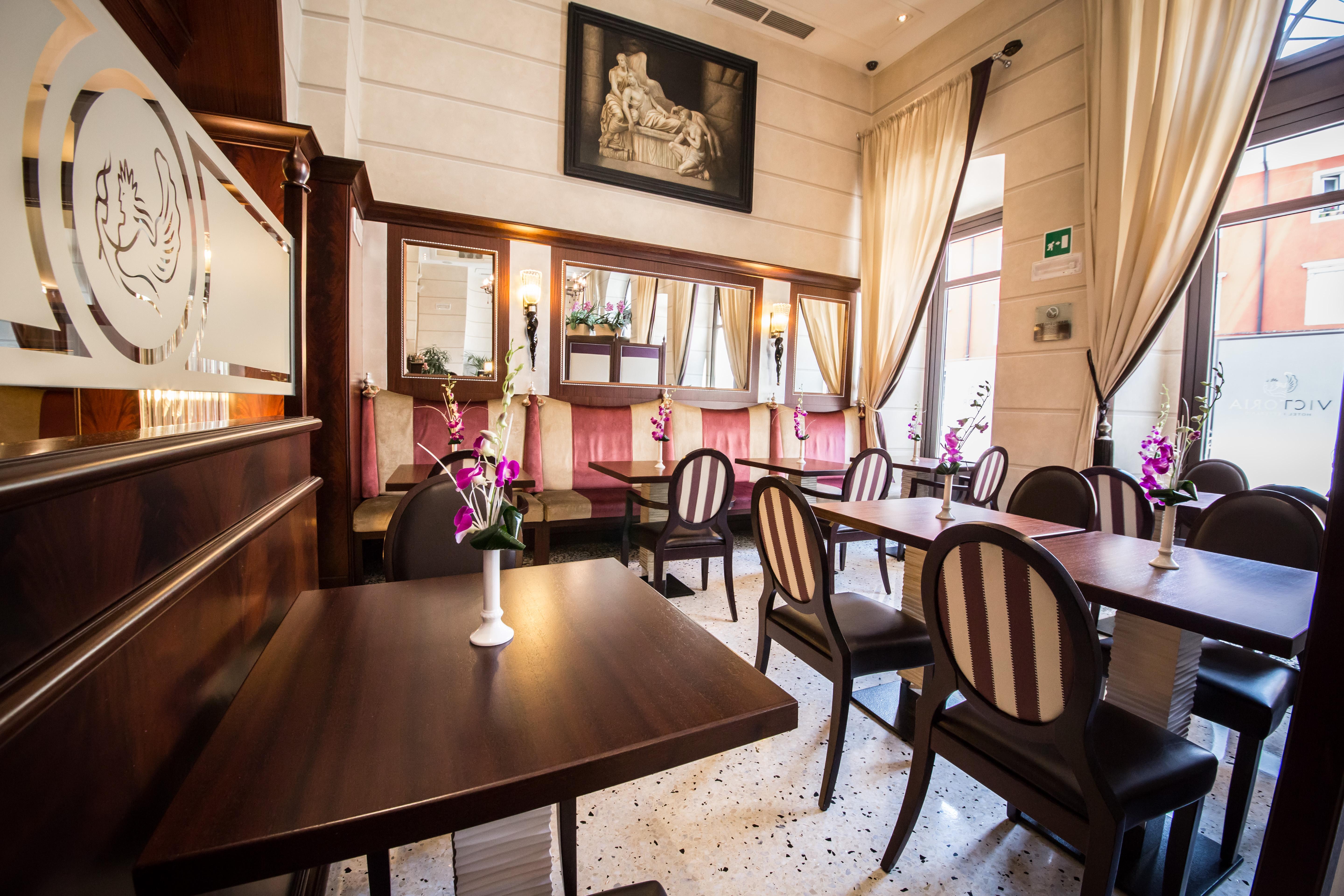 Victoria Hotel Letterario Trieste Luaran gambar
