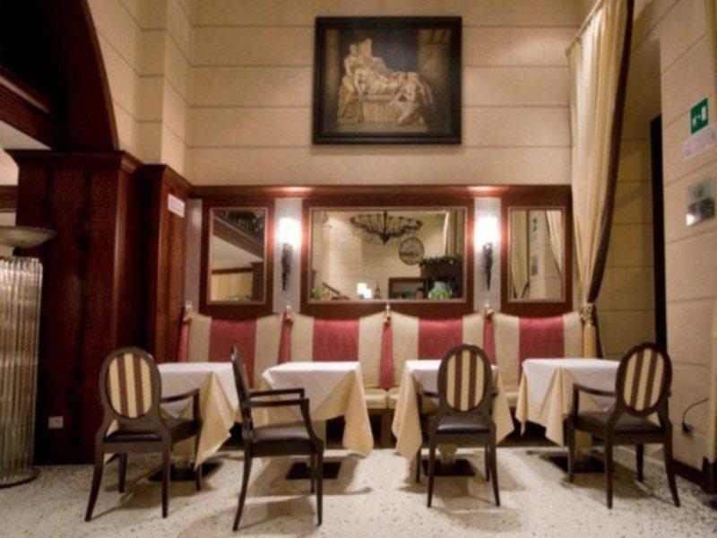 Victoria Hotel Letterario Trieste Luaran gambar